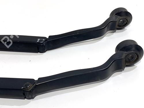 Vindspejlsviskerarm FORD KUGA II (DM2) 1.6 EcoBoost | BP39352146C143 - Image 2