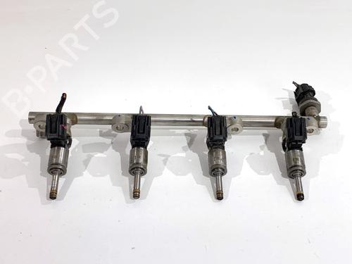 Used Injection rail Injection rail 39323389 39323389
