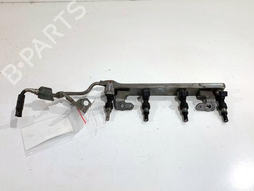 Used Injection rail Injection rail 39331076 39331076