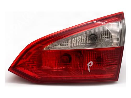 right-taillight-ford-focus-iii-turnier-2010-2011-2012-2013-2014-2015-2016-2017-2018-2019-2020-39374636 main image