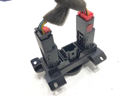 Switch CHEVROLET CAPTIVA (C100, C140) 2.0 D 4WD | BP39346111I30 - Image 3