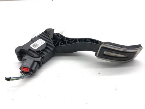 Used Pedal Pedal 39326555 39326555