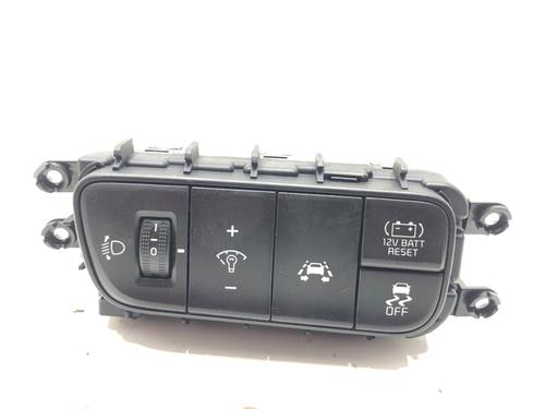 switch-kia-niro-i-de-2016-2017-2018-2019-2020-2021-2022-39290518 main image