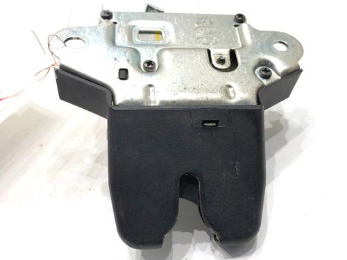tailgate-lock-kia-optima-fsgds6b-2010-2011-2012-2013-2014-2015-2016-2017-39320733 main image