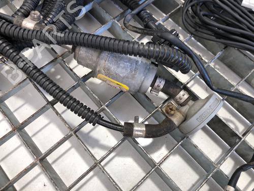 Electronic module RENAULT MASTER III Van (FV) 2.3 dCi 165 FWD (FV0P, FV0U, FV11, FV12, FV1E) | BP39344040M83 - Image 2