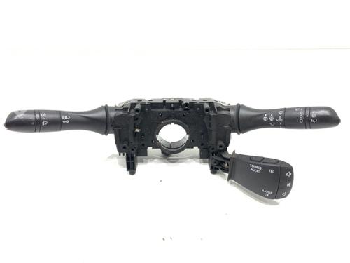 Used Steering column stalk Steering column stalk RENAULT MEGANE IV Hatchback (B9A/M/N_) 1.5 dCi 110 (B9A3) (110 hp) 39339714 39339714