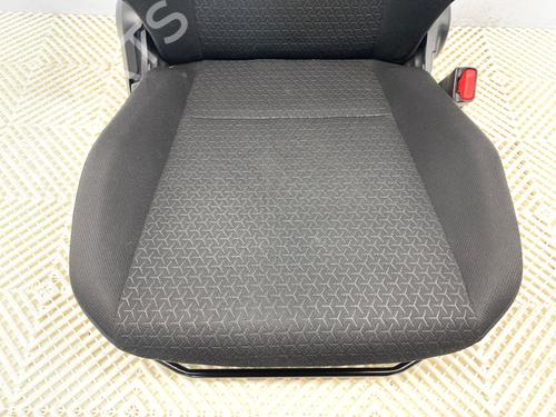 Sæde højre fortil SUZUKI SWIFT V (AZ) 1.2 (A2L412, ZC83S) | BP39907723C16 - Image 3
