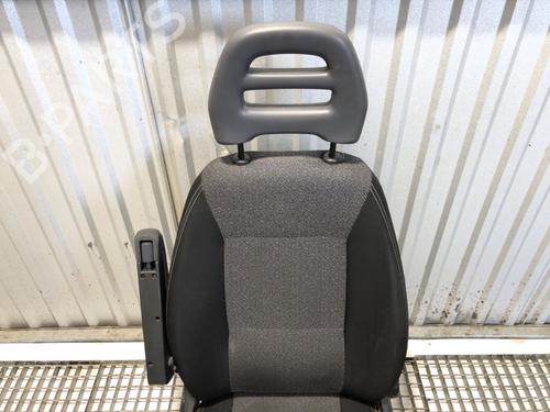Left front seat FIAT DUCATO Bus (250_) 130 Multijet 2,3 D | BP39735722C15 - Image 3