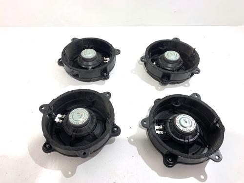 Speaker RENAULT CAPTUR I (J5_, H5_) 0.9 TCe 90 | BP39303422E2 - Image 2