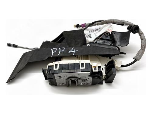 front-right-lock-mercedes-benz-c-class-w204-2007-2008-2009-2010-2011-2012-2013-2014-2015-39364850 main image