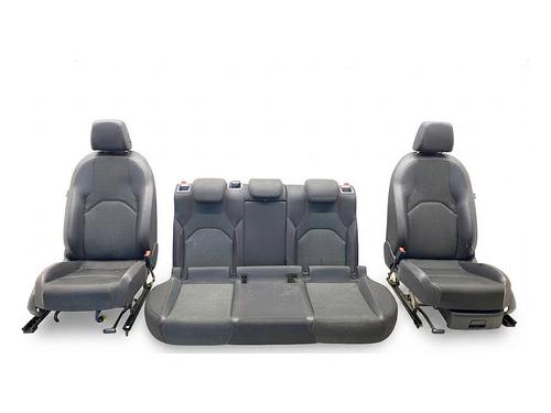 seats-set-seat-leon-st-5f8-2012-2013-2014-2015-2016-2017-2018-2019-2020-39355900 main image