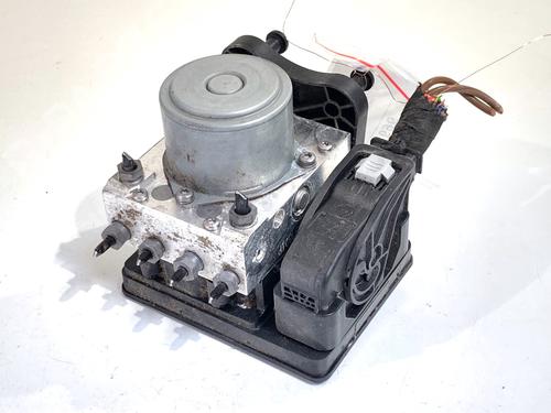 Used ABS pump ABS pump MERCEDES-BENZ GLC (X253) 300 d 4-matic (253.919) (245 hp) 39352279 39352279