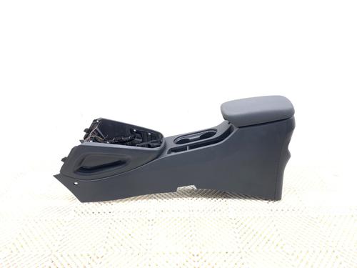 Used Armrest / Center console Armrest / Center console 39310846 39310846