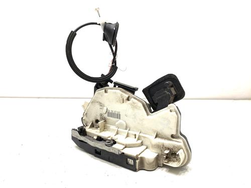 front-left-lock-seat-leon-5f1-2012-2013-2014-2015-2016-2017-2018-2019-2020-2021-39292719 main image