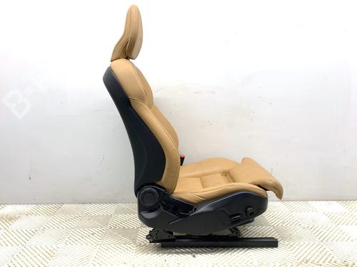 Right front seat VOLVO XC60 II (246) B5 Mild-Hybrid AWD | BP39332686C16  - Image 8