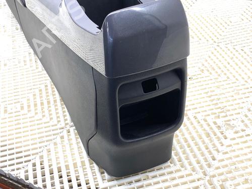 Middle console NISSAN JUKE (F16_) 1.0 | BP39356537I22 - Image 2