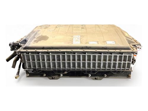 Used Battery Battery MERCEDES-BENZ SPRINTER 3,5-t Van (B907, B910) eSPRINTER (910.633) (116 hp) 40489998 40489998