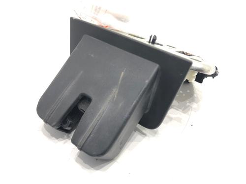 tailgate-lock-audi-a6-c7-avant-4g5-4gd-2011-2012-2013-2014-2015-2016-2017-2018-2019-39278135 main image