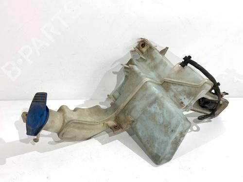 windscreen-washer-tank-vw-passat-b6-3c2-2005-2006-2007-2008-2009-2010-2011-39304916 main image