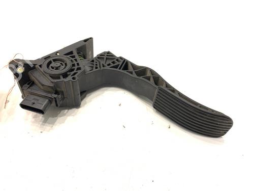 Pedal MERCEDES-BENZ SPRINTER 3,5-t Platform/Chassis (B907, B910) 317 CDI (910.030) | BP39356992I4 - Image 2