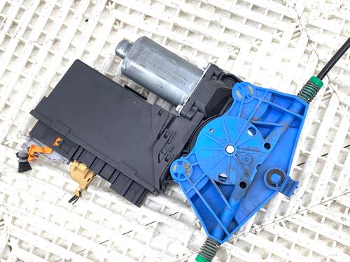 Front right window mechanism AUDI A4 B7 (8EC) 2.0 TDI | BP39306594C23 - Image 2
