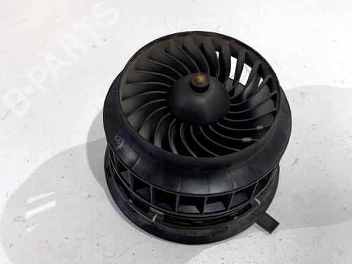 Used Heater blower motor Heater blower motor MERCEDES-BENZ CLS (C257) AMG CLS 53 EQ Boost 4-Matic+ (257.361) (435 hp) 39303712 39303712