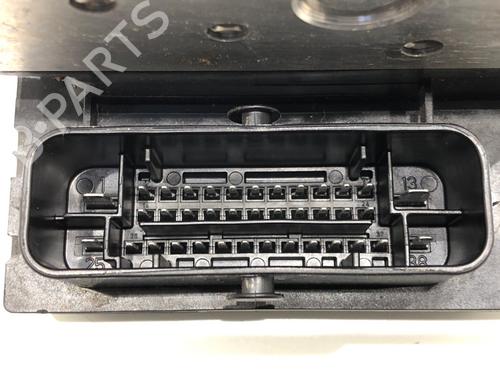 ABS pump JAGUAR XJ (X351) 3.0 SDV6 | BP39281337M43 - Image 4