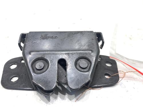 hood-lock-hyundai-ix35-lm-el-elh-2009-2010-2011-2012-2013-2014-2015-2016-39324770 main image