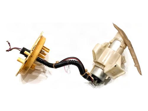 Used Fuel pump Fuel pump BMW 6 Gran Coupe (F06) 640 d xDrive (313 hp) 40490324 40490324