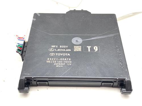 Used Electronic module Electronic module TOYOTA YARIS CROSS (MXP_) 1.5 Hybrid (MXPJ10) (92 hp) 40033436 40033436