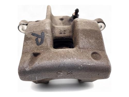 right-rear-brake-caliper-toyota-verso-_r2_-2009-2010-2011-2012-2013-2014-2015-2016-2017-2018-39375848 main image