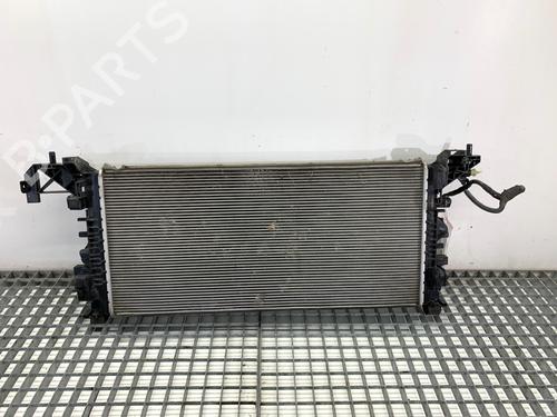water-radiator-opel-astra-k-b16-2015-2016-2017-2018-2019-2020-2021-2022-39349337 main image