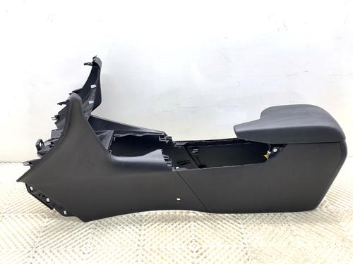 Used Middle console Middle console 39323367 39323367