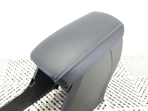 Middle console TOYOTA COROLLA Hatchback (_E21_, _EA1_, _EH1_) 2.0 Hybrid (MZEH12) | BP39287434I22 - Image 2
