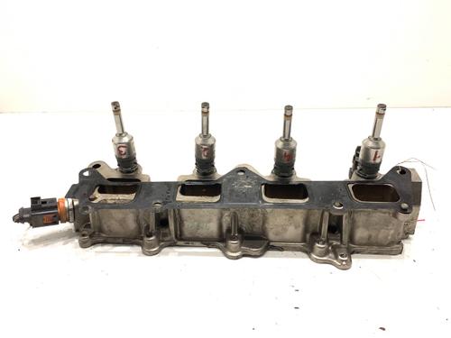 Injection rail VW SCIROCCO III (137, 138) 1.4 TSI | BP40558697M98 - Image 2