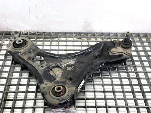 Used Right front suspension arm Right front suspension arm 39331932 39331932