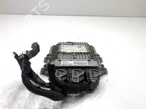 engine-control-unit-ecu-peugeot-607-9d-9u-2000-39347001 main image