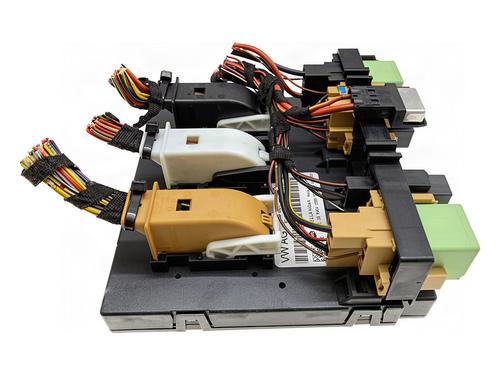 Used Electronic module Electronic module SKODA SUPERB II (3T4) 2.0 TDI (140 hp) 40068417 40068417