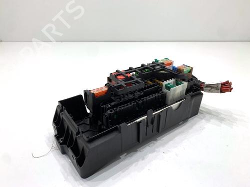 Used Fuse box Fuse box 39343714 39343714
