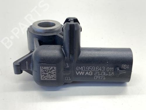 Electronic sensor AUDI A4 B9 (8W2, 8WC) 2.0 TFSI quattro | BP39334749M84 - Image 4