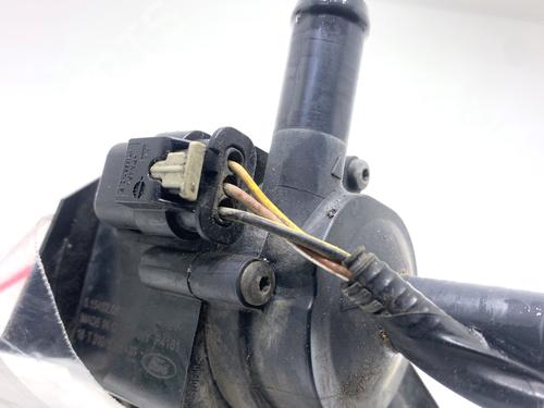 Auxiliary water pump FORD TRANSIT COURIER B460 Box Body/MPV 1.0 EcoBoost | BP39320698M111 - Image 4