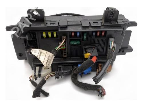Used Fuse box Fuse box 39482361 39482361