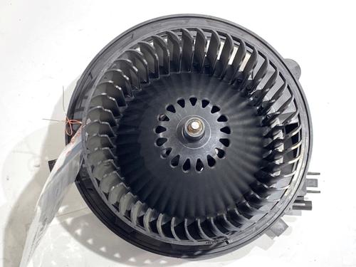 Used Heater blower motor Heater blower motor AUDI A3 (8V1, 8VK) 1.6 TDI (110 hp) 39317465 39317465