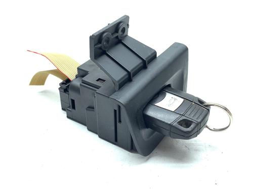 switch-bmw-1-e87-2003-2004-2005-2006-2007-2008-2009-2010-2011-2012-2013-39346778 main image