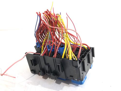 Fuse box RENAULT CLIO V (B7_) 1.0 TCe 100 (B7MT) | BP39303627E1 - Image 2