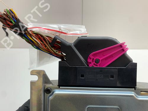 Electronic module VW TOURAN (1T3) 2.0 TDI | BP39364023M83 - Image 3