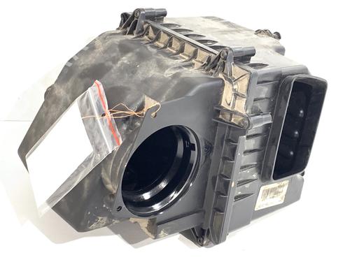 Air filter box JAGUAR F-PACE (X761) 2.0 TD4 | BP39324421M87 - Image 2