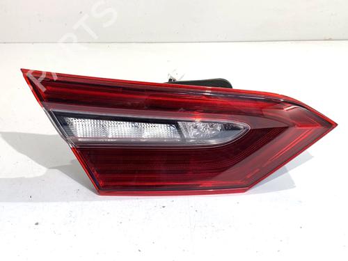 Used Left taillight Left taillight TOYOTA CAMRY (_V7_, _VA7_, _VH7_) 2.5 Hybrid (AXVH71_, AXVH70, AXVH71R) (218 hp) 39345555 39345555