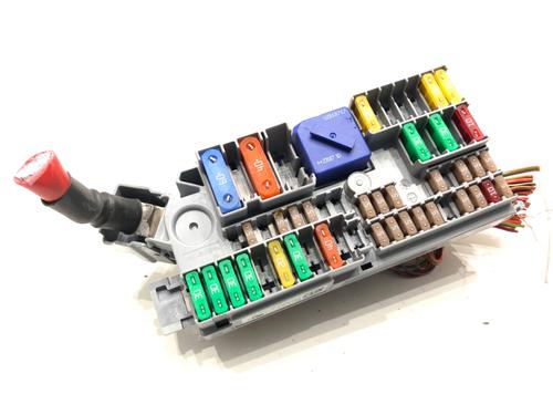 Used Fuse box Fuse box 39335914 39335914