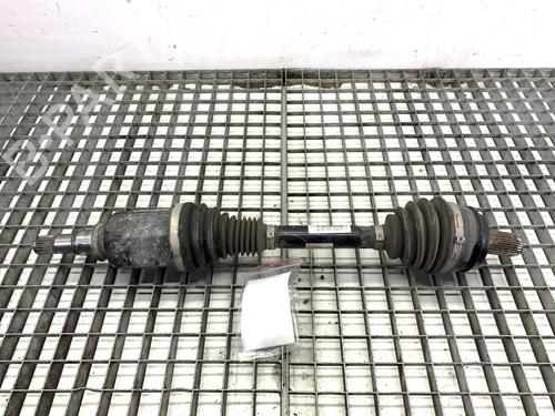 right-front-driveshaft-mercedes-benz-glc-x253-2015-2016-2017-2018-2019-2020-2021-2022-39301551 main image